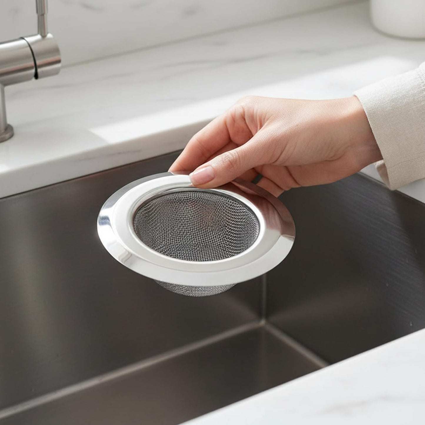 Sulfar Stainless Steel Sink Strainer & Stopper 4 Inch (10 cm) | 2 in 1 Kitchen Drain Filter Basket with Fine Mesh | Anti-Clog Basin Drain Cover for Sink, Washbasin, Durable Rust Resistant (Chrome)