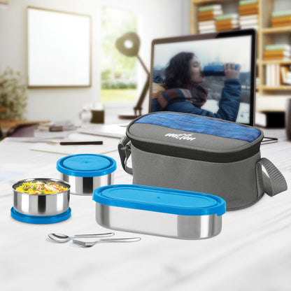 MILTON Master Lunch Max (3 Microwave Safe Inner Steel Containers,1 x 675 ml, 2 X 280 ml Each) with Insulated Fabric Jacket, Blue | Lunch Box | Light Weight | Leak Proof | Easy to Carry | Food Grade