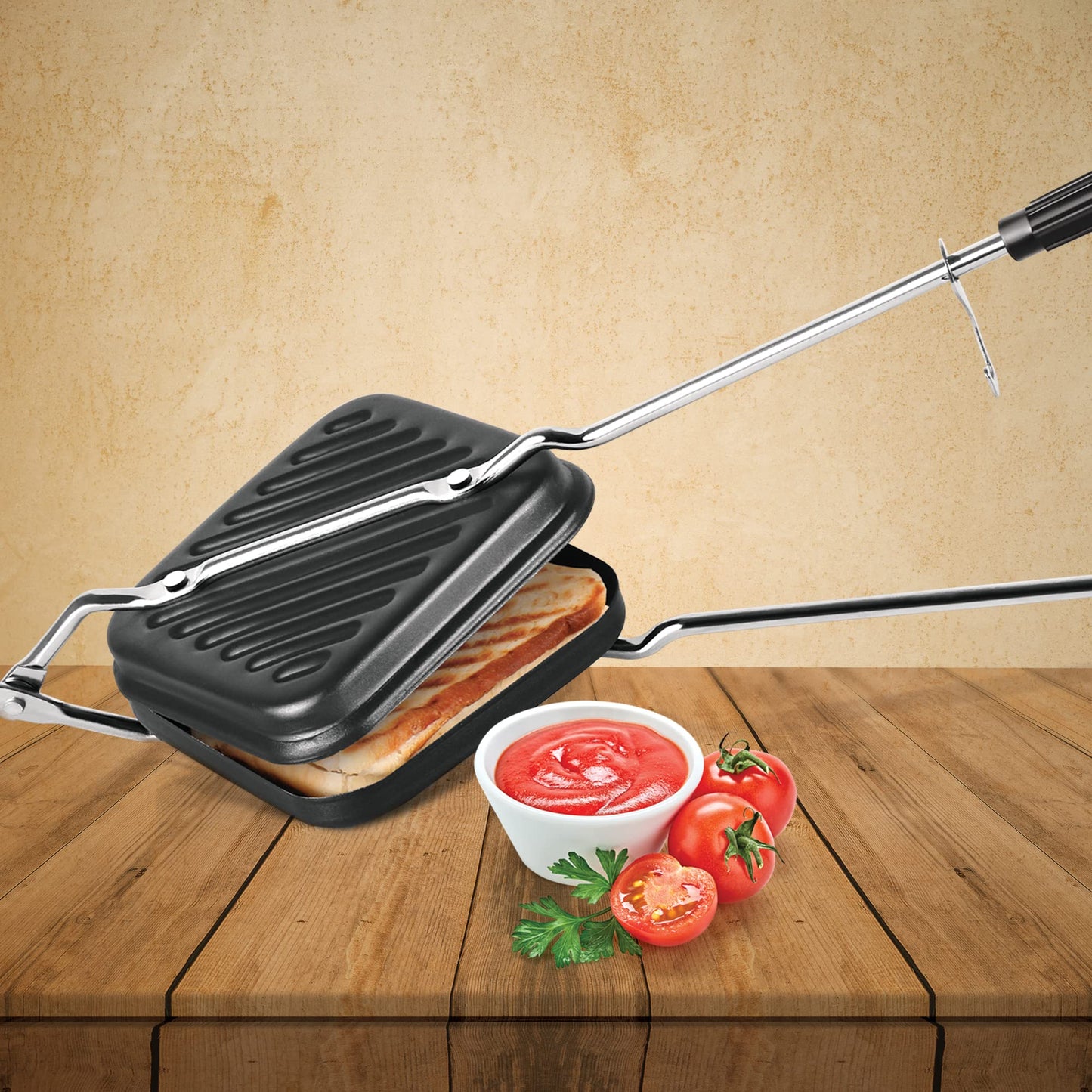 MILTON Pro cook Premium Non-Stick Sandwich Griller | Compatible with Gas Stoves | Sandwich Griller and Toaster | Heat-Resistant Bakelite Handle | Durable & Easy to Use Sandwich Maker 14cm, Black